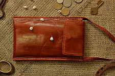 Itsy-bitsy! ❖ Kutchi Leather Purse { Mobile } { 4 }